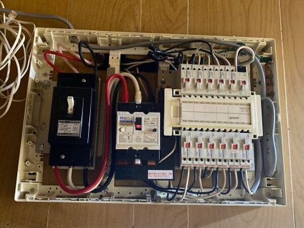 コンパクトブレーカーの画像